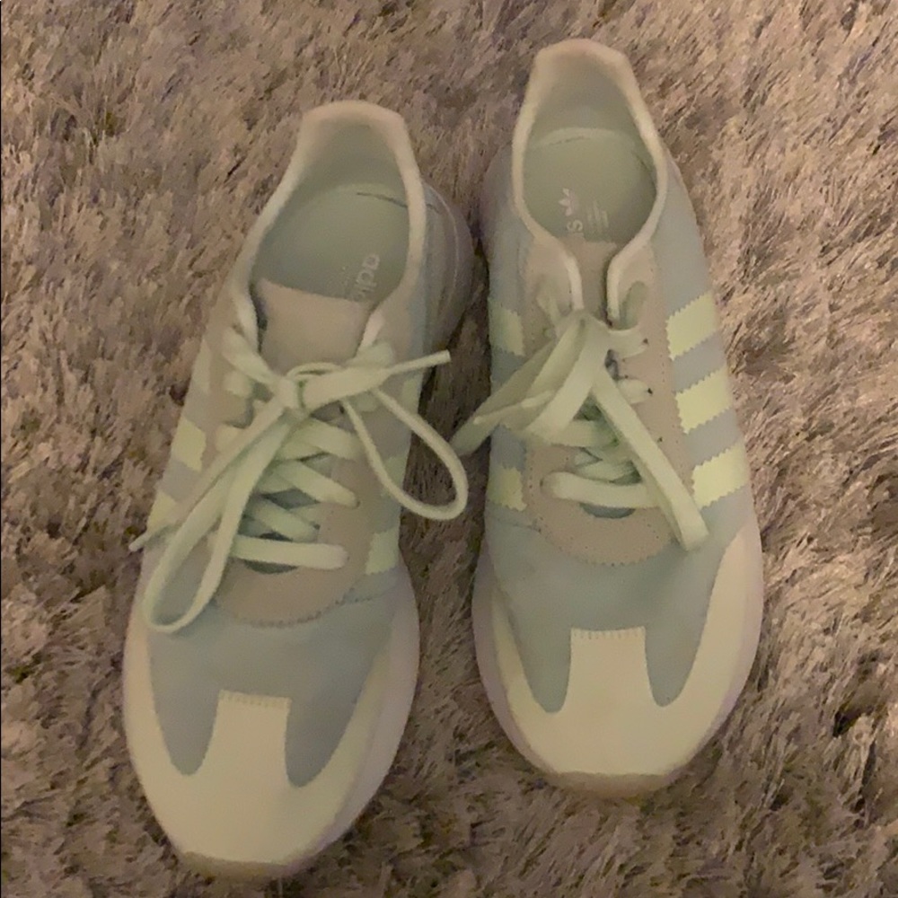 Adidas tennis shoes
